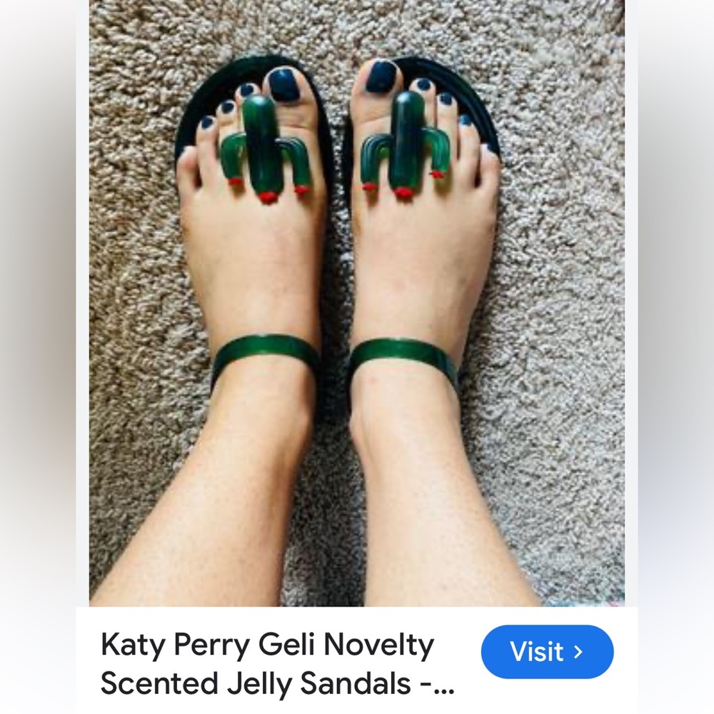 🌵NEW Katy Perry Jelly Sandals – “Smell Me” Cactus Toe, Size 8 - Picture 2 of 7